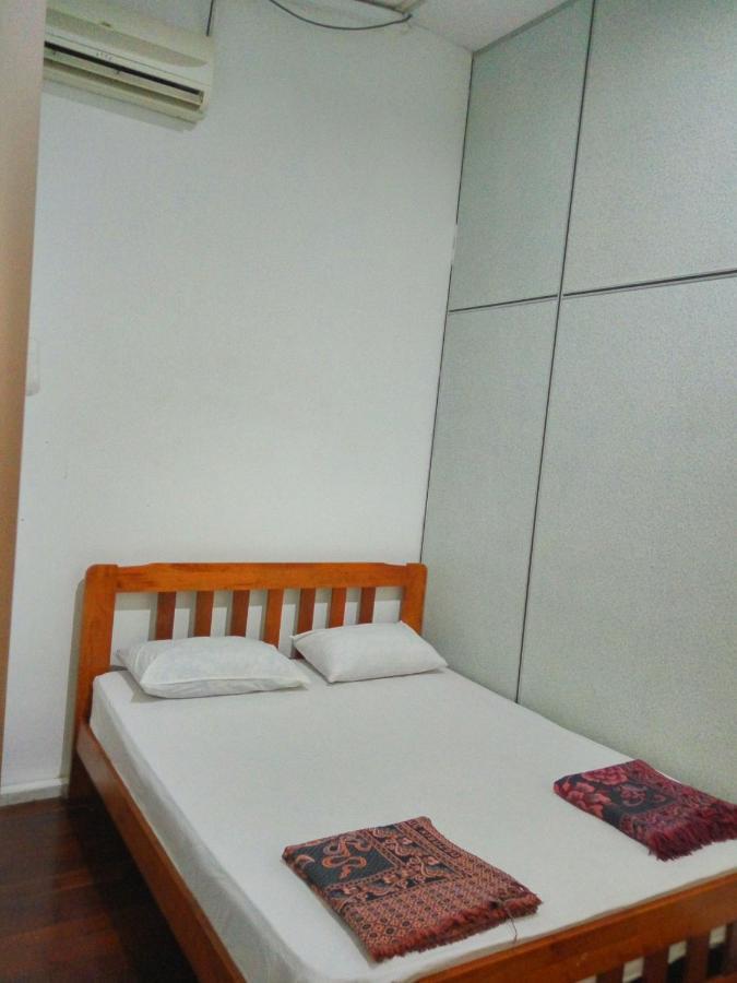 Discovery Cafe And Guesthouse Malacca エクステリア 写真